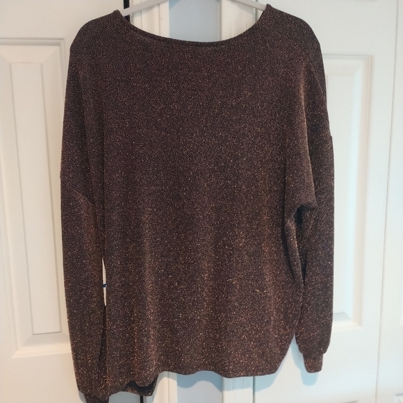 Karen Kane Red Ahead Front Twist Top Gold/Copper XL - Picture 2 of 12